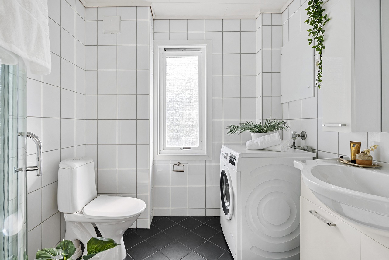 Eco-Friendly Bathroom Materials: A Complete Guide